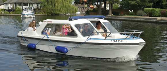 electric day boat