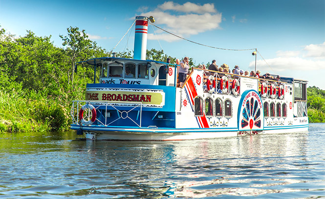 norfolk tour boat