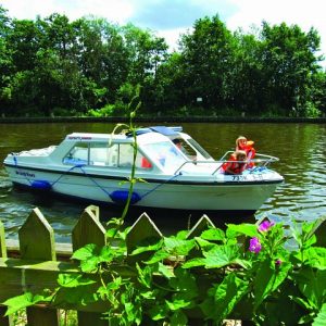 norfolk broads electric day boat