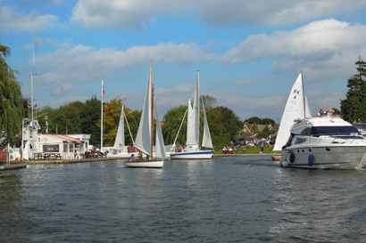 norfolk broads sail boats