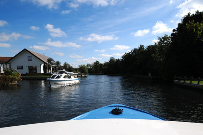 broads picture front day boat