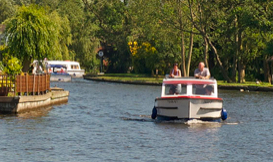 broads yacht hire